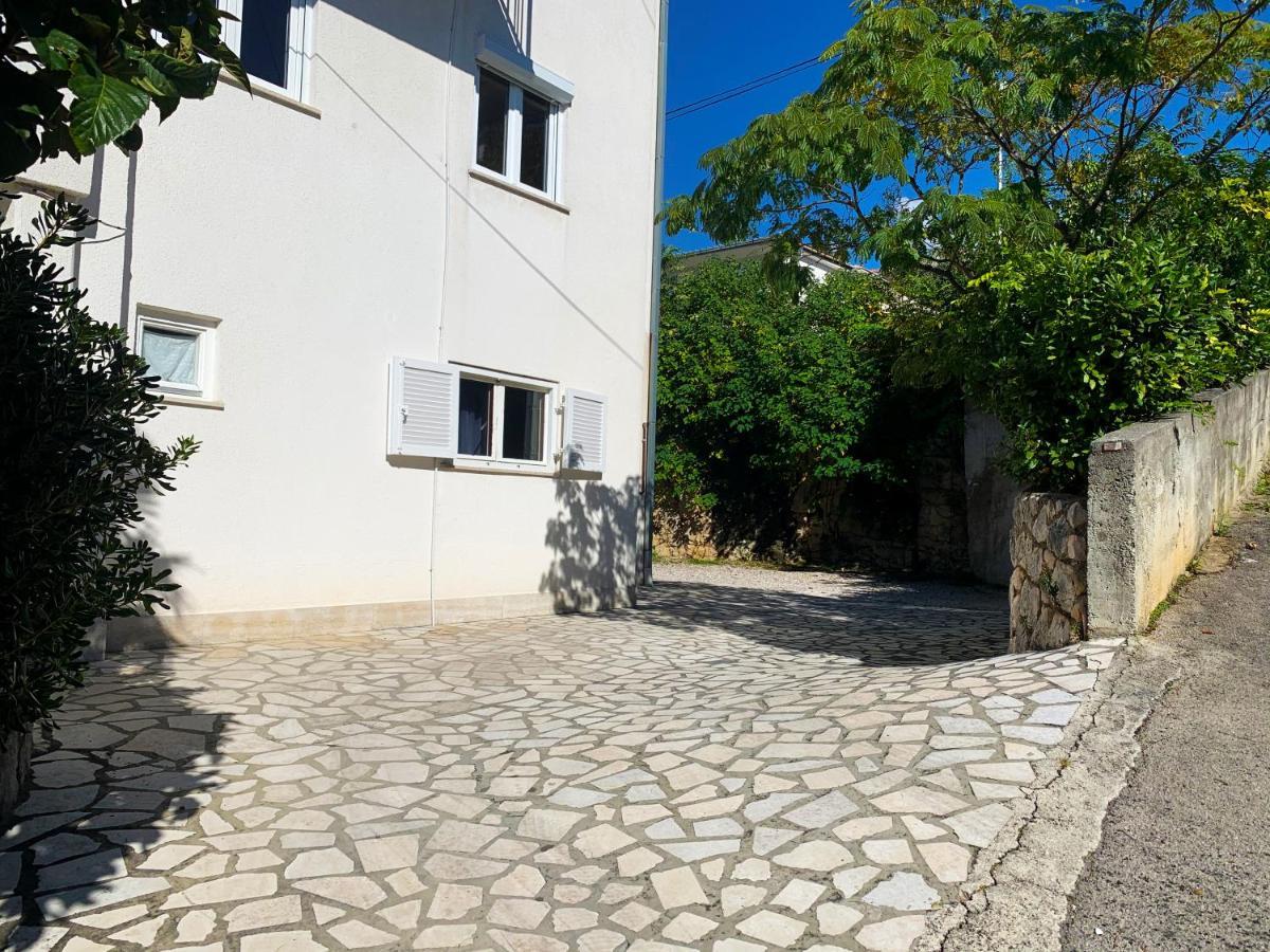 Apartments Julija ซริกเวนิซา ภายนอก รูปภาพ
